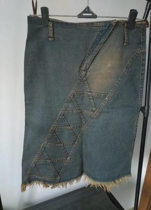 Джинсовая юбка с бахромой