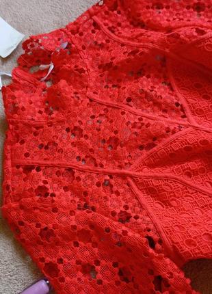 Невероятное качественное стильное кружевное красное платье на подкладке michael keegan