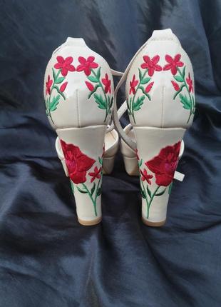 Босоніжки3 фото