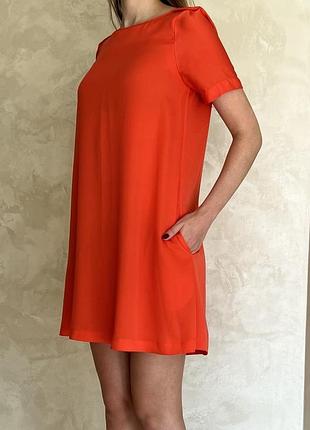 Жіноча сукня