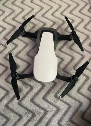 Квадрокоптер dji mavic б/у