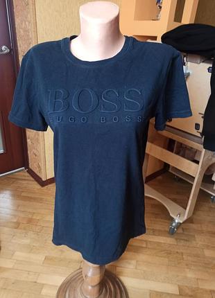 Футболка фирмы hugo boss