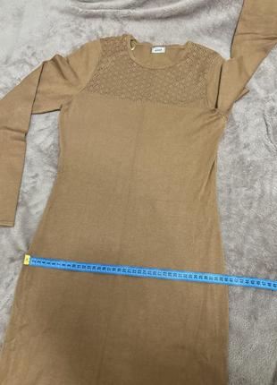 Тепла бежева сукня 10