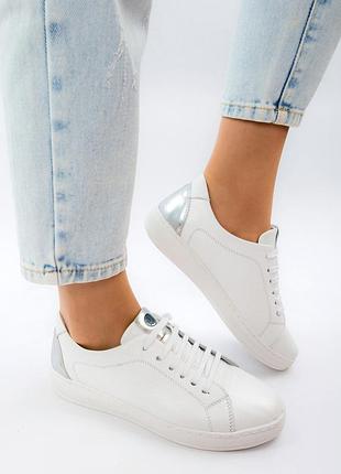 Жіночі кеди 16285 білі шкіра