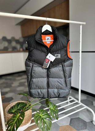 Крутезные жилетки nike