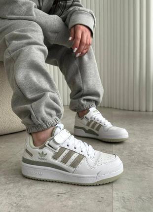 Кожаные кроссовки adidas forum