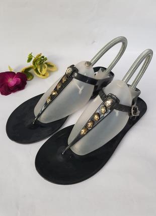 Круті рок в'єтнамки босоніжки сандалі гумові силіконові мюлі коралки з черепами