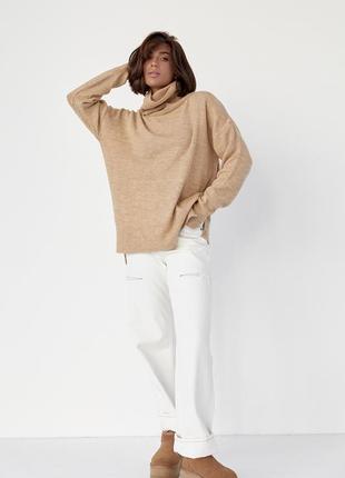 Женский свитер oversize с разрезами по бокам - светло-коричневый цвет, s (есть размеры)4 фото