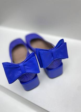 Туфли лодочки из итальянской кожи и замши женские на низком каблуке с бантиком7 фото