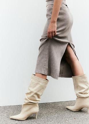 Сапоги казаки бежевые hm new