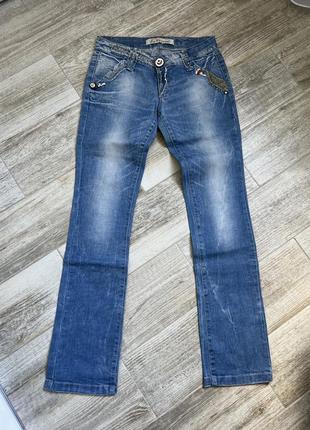 Рівні джинси
