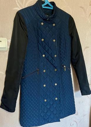 Тоненькое стеганное пальто nine west