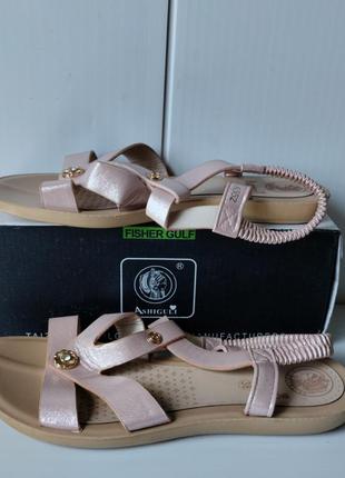 Босоніжки розпродаж3 фото