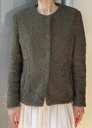 Max mara зеленая хаки короткая шуба из овчины барашек винтаж
