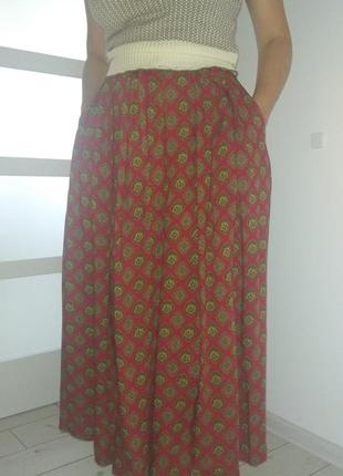 Спідниця міді