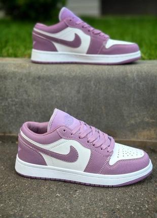 Кросівки фіолетові