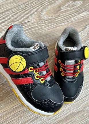 Кроссовки adidas микки маус
