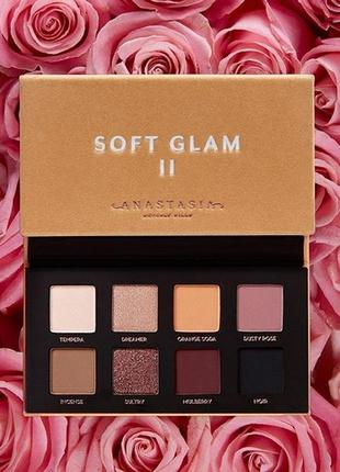 Палетка теней mini soft glam ii eye shadow palette от anastasia beverly hills