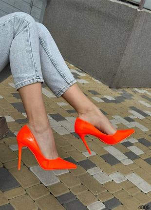 Оранжевые женские туфли лодочки лак в горсть6 фото