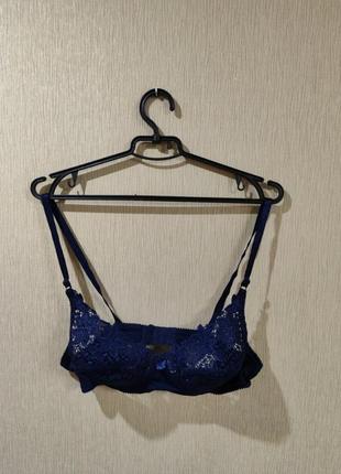 Бюстгальтер