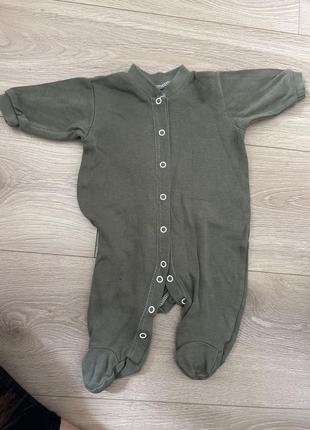 Ромпер человечек хаки микрофлис 62 little angel