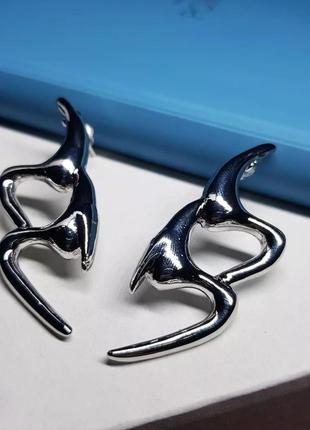 Серьги массивные в серебряном цвете