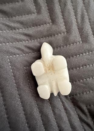 Статуетка черепашка з кварцу