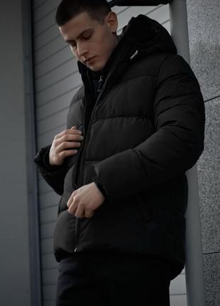 Куртка зимова однотонна на пуху