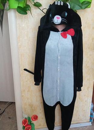 Велюровый кигуруми кошечка/кигуруми из бархата/костюм кошки