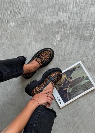 Натуральні шкіряні леопардові трендові лофери