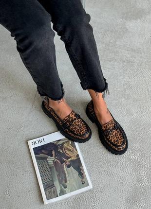 Натуральні шкіряні леопардові трендові лофери