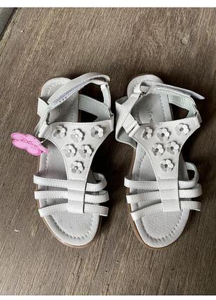 Класні босоніжки