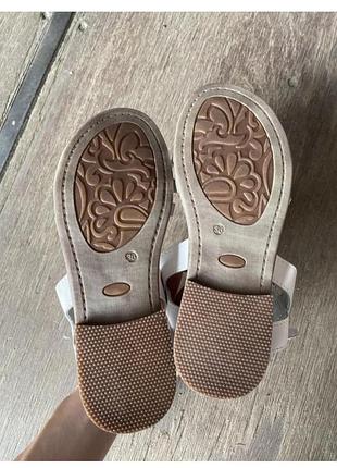 Класні босоніжки 5