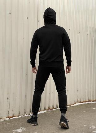 Спортивный костюм: кофта и штаны2 фото