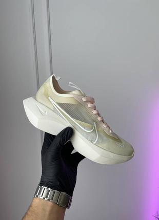 Жіночі кросівки nike vista lite light beige pink