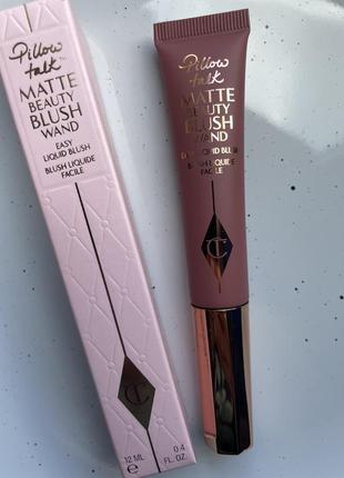 Кремовые матовые румяна charlotte tilbury matte beauty blush wand - pillow talk
