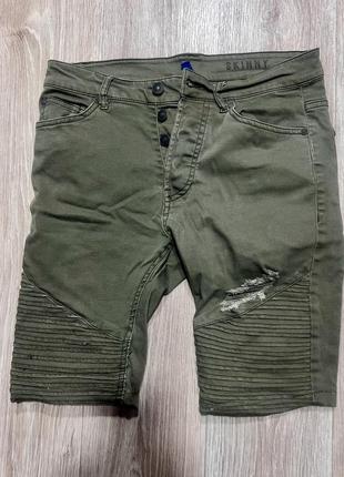 Продаются джинсовые шорты