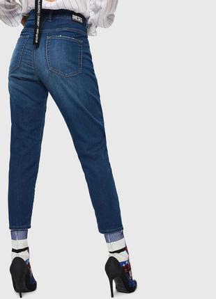 Женские джинсы бойфренды diesel синего цвета.2 фото