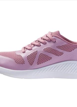 Жіноче спортивне взуття crivit