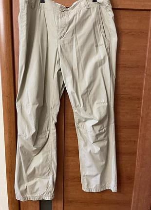 Штани бренду adidas