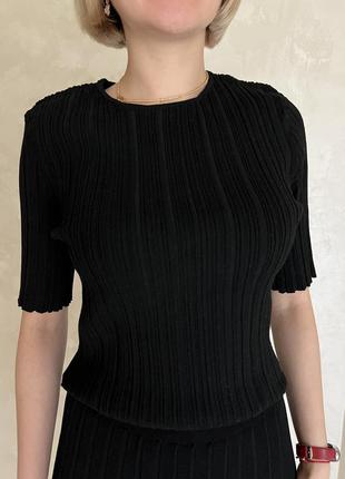 Жіночий светр