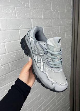 Чоловічі кросівки asics gel-nyc grey silver асікс сірого з сріблястим кольорів4 фото