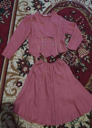 Рожевий стильний костюм двійка жіночий піджак + спідниця