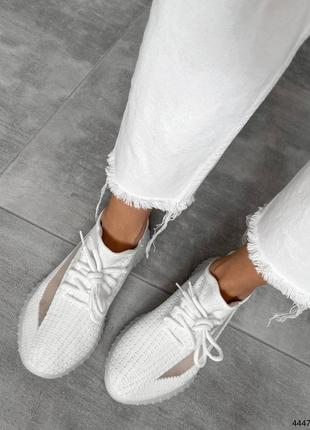 Текстильные белые женские кроссовки изве2 фото