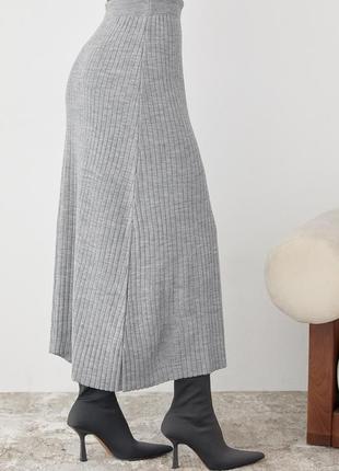 Женская юбка миди в широкий рубчик - серый цвет, l (есть размеры)2 фото