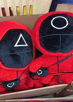 Мягкая плюшевая игрушка "игра в кальмара" 12cм красная squid game