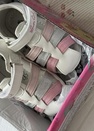 Босоножки кожаные