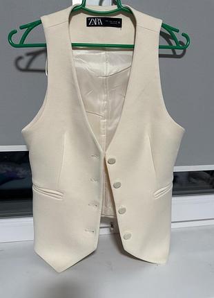 Жилетка zara