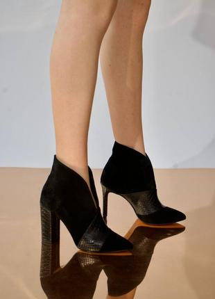 Ботильйони з італійської шкіри та замші жіночі на підборах