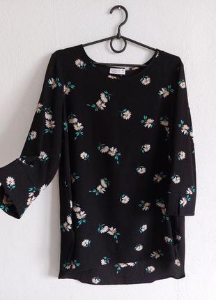 Подовжена шифонова блуза у квітковий принт